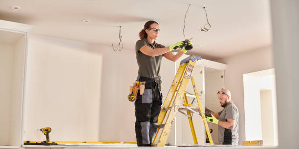 Best Affordable Emergency Electrician  in Sconsin Dells, WI